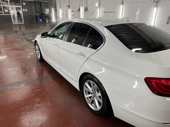 2012 BMW 5 серии 528i xDrive VI (F10/F11/F07), белый, 1950000 рублей - вид 12