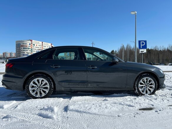 2021 Audi A4 35 TFSI V (B9) Рестайлинг, серый, 3550000 рублей - вид 3
