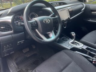 2021 Toyota Hilux VIII Рестайлинг 2, чёрный, 3900000 рублей, вид 5