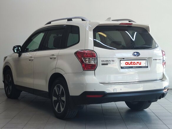 2015 Subaru Forester IV, белый - вид 6