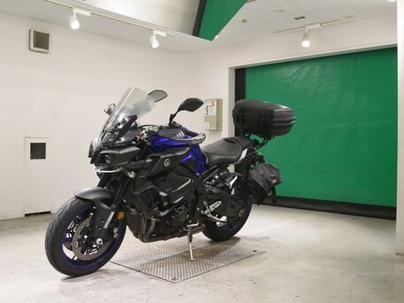 2018 Yamaha MT-10, синий, 943000 рублей, вид 4