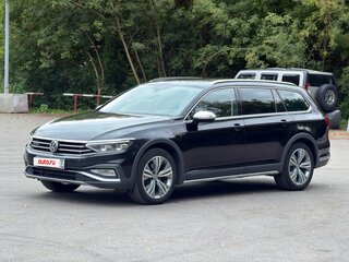 2020 Volkswagen Passat Alltrack B8 Рестайлинг, чёрный, 3990000 рублей, вид 1