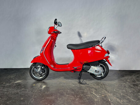 2025 Vespa VXL 125, красный, 420000 рублей, вид 3