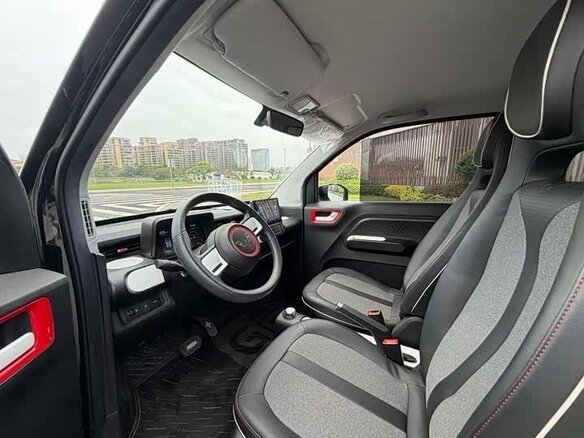 2026 Wuling Mini EV Macaron 17.3 kWh III, серый, 950000 рублей - вид 6
