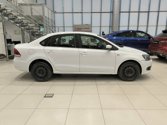 2014 Volkswagen Polo V, белый - вид 3