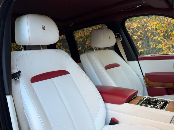 2019 Rolls-Royce Cullinan I (Series I), красный, 26500000 рублей - вид 23