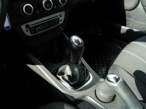 2014 Renault Fluence I Рестайлинг, коричневый, 750000 рублей - вид 16