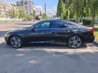 2018 Audi A6 55 TFSI V (C8), чёрный, 3699000 рублей, вид 2