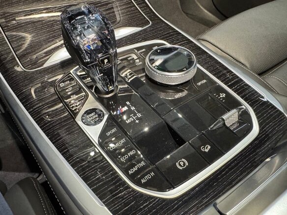 2020 BMW X7 M50d I (G07), чёрный - вид 20