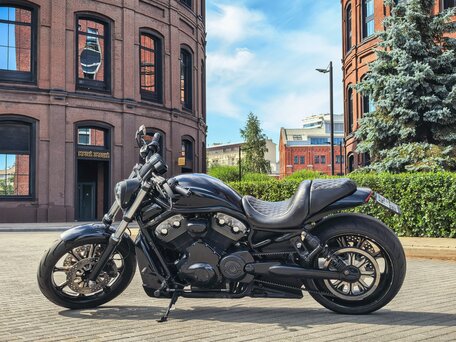2006 Harley-Davidson V-Rod, чёрный, 1190000 рублей, вид 4