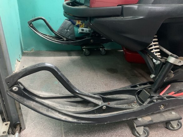 2007 BRP Ski-Doo Expedition 800, красный, 800000 рублей - вид 5