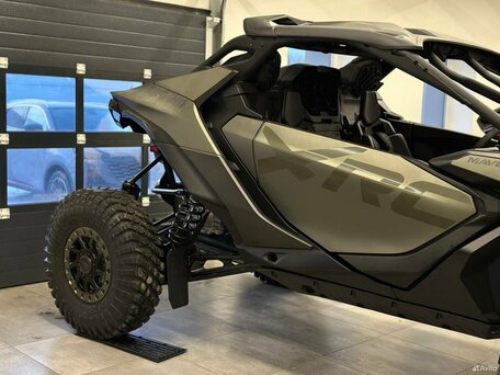 2026 BRP Can-Am Maverick R XRS, зелёный, 5890000 рублей, вид 2