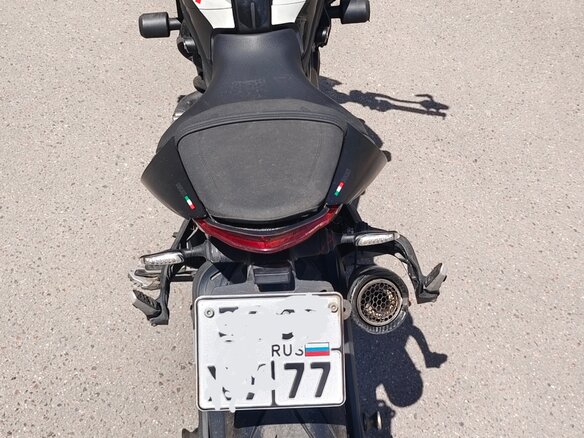 2021 Ducati Monster 937, чёрный, 739000 рублей - вид 2