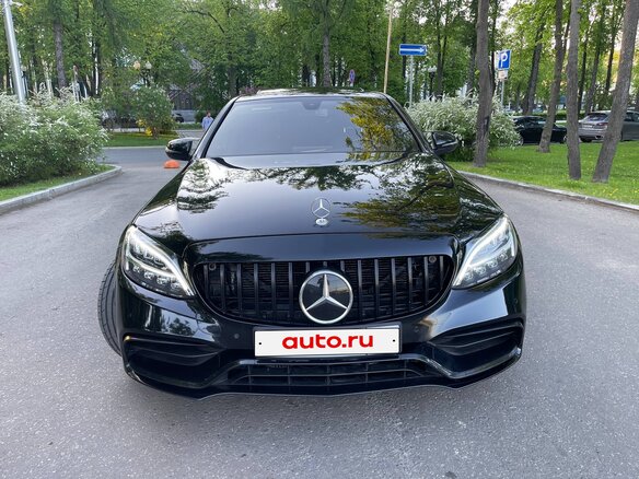 2019 Mercedes-Benz C-Класс 300 IV (W205) Рестайлинг, чёрный, 2690000 рублей - вид 2
