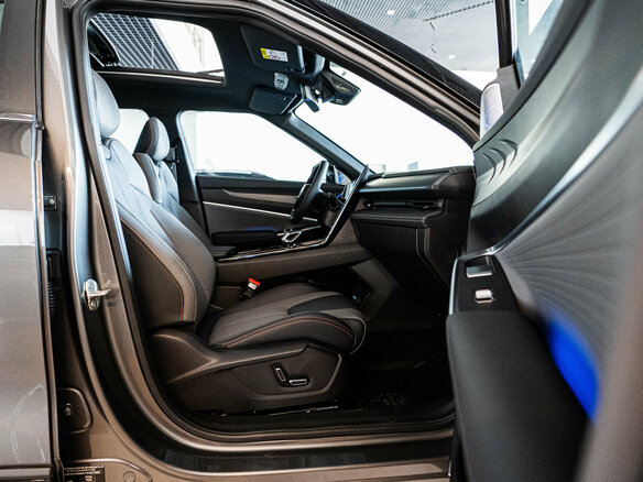 2026 Geely Cityray, серый, 3384990 рублей - вид 15