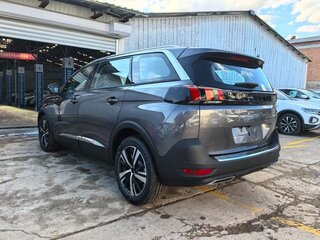 2026 Peugeot 5008 II Рестайлинг, серый, 3141685 рублей, вид 2