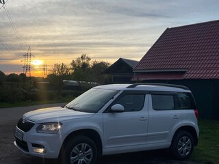 2014 Skoda Yeti I Рестайлинг, белый, 900000 рублей, вид 5