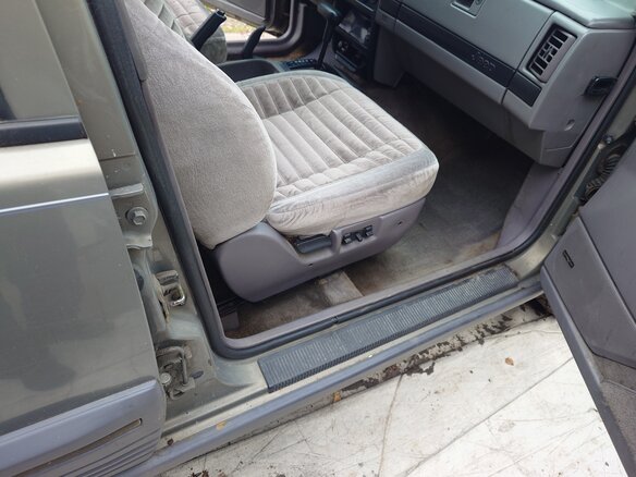 1995 Jeep Grand Cherokee I (ZJ), серый, 385000 рублей - вид 13