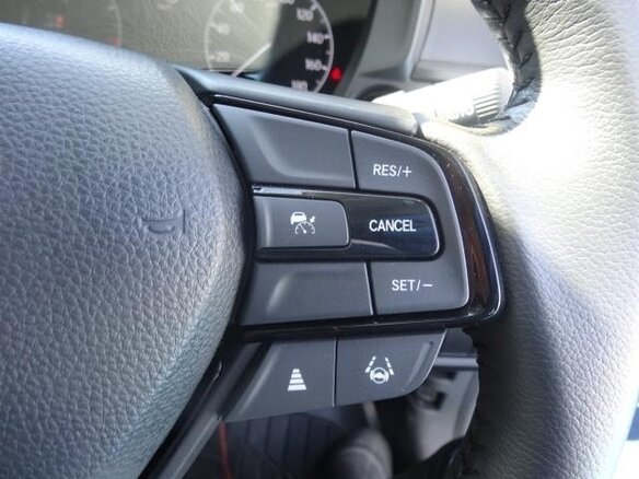 2025 Honda WR-V III, белый, 1898099 рублей - вид 11