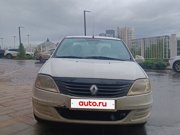 2010 Renault Logan I Рестайлинг, белый, 180000 рублей