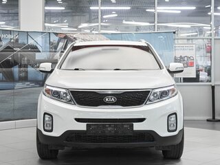 2014 Kia Sorento II Рестайлинг, белый, 1449000 рублей, вид 2