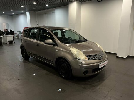Nissan Note I
