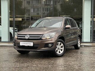 2015 Volkswagen Tiguan Euro 6 I Рестайлинг, коричневый, 1395000 рублей, вид 1