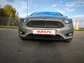 2018 Ford Focus III Рестайлинг, бежевый, 1390000 рублей, вид 2
