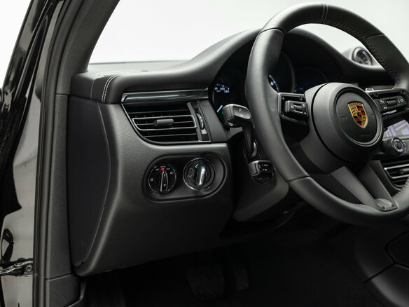 2026 Porsche Macan I Рестайлинг 2, чёрный, 12390000 рублей - вид 13