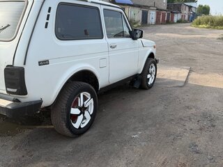 1997 Lada (ВАЗ) 2121 (4x4) I Рестайлинг, белый, 520000 рублей, вид 3