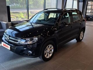 2013 Volkswagen Tiguan I Рестайлинг, чёрный, 1800000 рублей, вид 1