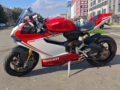 2012 Ducati 1199 Panigale, красный, 1560000 рублей, вид 3