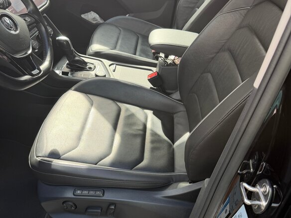 2019 Volkswagen Tiguan II, чёрный, 2750000 рублей - вид 11