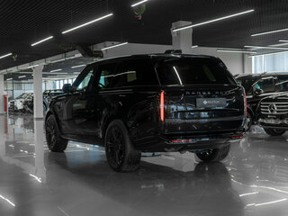 2025 Land Rover Range Rover D350 MHEV Long V, чёрный, 24000000 рублей, вид 4