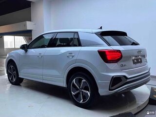 2022 Audi Q2 L e-tron I Рестайлинг, белый, 2680000 рублей, вид 4