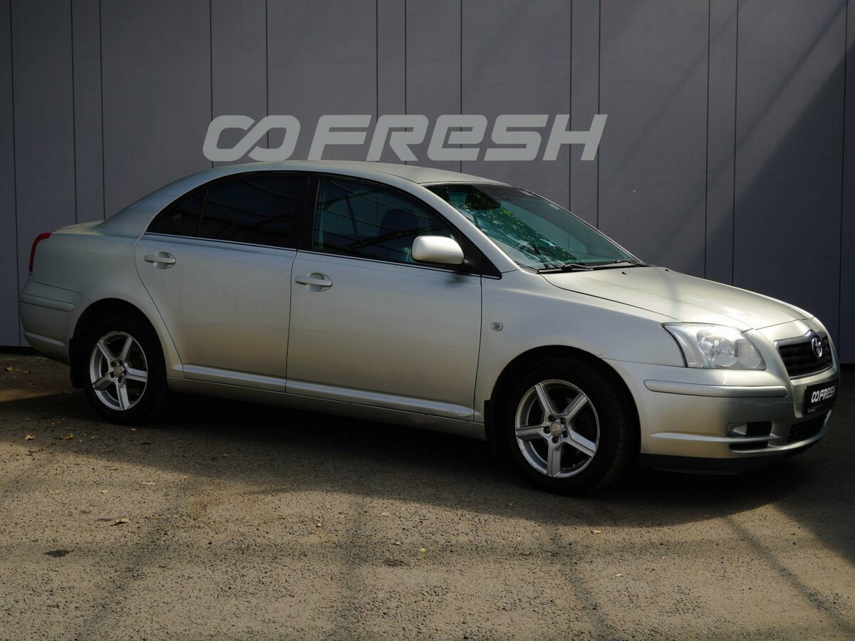 Открыть фотографии: Toyota Avensis II