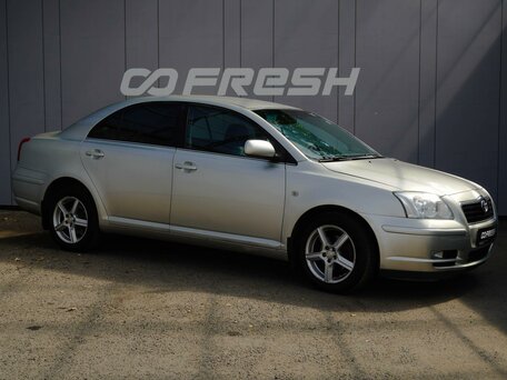 Toyota Avensis II
