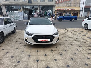 2018 Hyundai Elantra VI (AD), серебристый, 1400000 рублей, вид 1