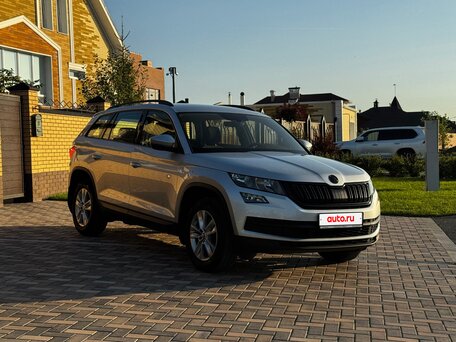 2018 Skoda Kodiaq I, серебристый, 2820000 рублей, вид 4