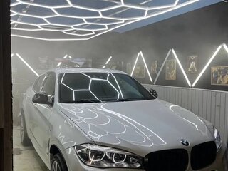 2018 BMW X6 40d II (F16), белый, 4200000 рублей, вид 3