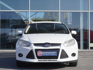 2013 Ford Focus III, белый, 598000 рублей, вид 2
