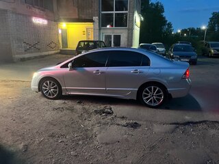 2008 Honda Civic VIII, серебристый, 569000 рублей, вид 4