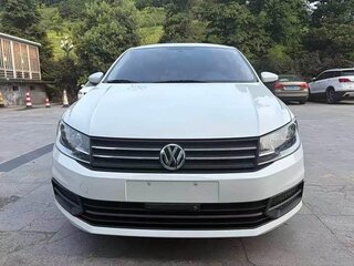 2022 Volkswagen Santana III, белый, 960000 рублей, вид 2