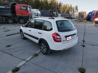 2023 Lada (ВАЗ) Granta Cross I Рестайлинг, белый, 635350 рублей, вид 4