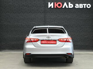 2021 Toyota Camry VIII (XV70) Рестайлинг, серый, 2920000 рублей, вид 5