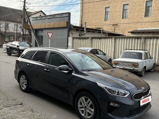 2019 Kia Ceed III, серый, 1750000 рублей, вид 4