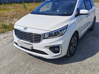 2018 Kia Carnival III, белый, 2770000 рублей, вид 1