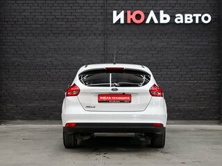 2015 Ford Focus III Рестайлинг, белый, 1000000 рублей, вид 5