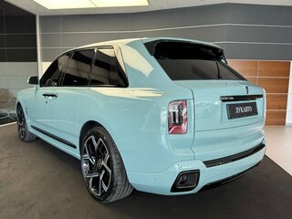 2024 Rolls-Royce Cullinan Black Badge I Рестайлинг (Series II), синий, 57000000 рублей, вид 5