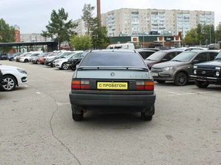 1989 Volkswagen Passat B3, серый, 69000 рублей, вид 4